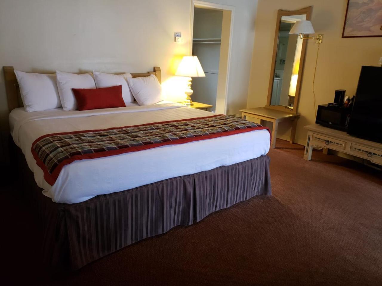 Kachina Lodge Resort And Meeting Center 陶斯 外观 照片