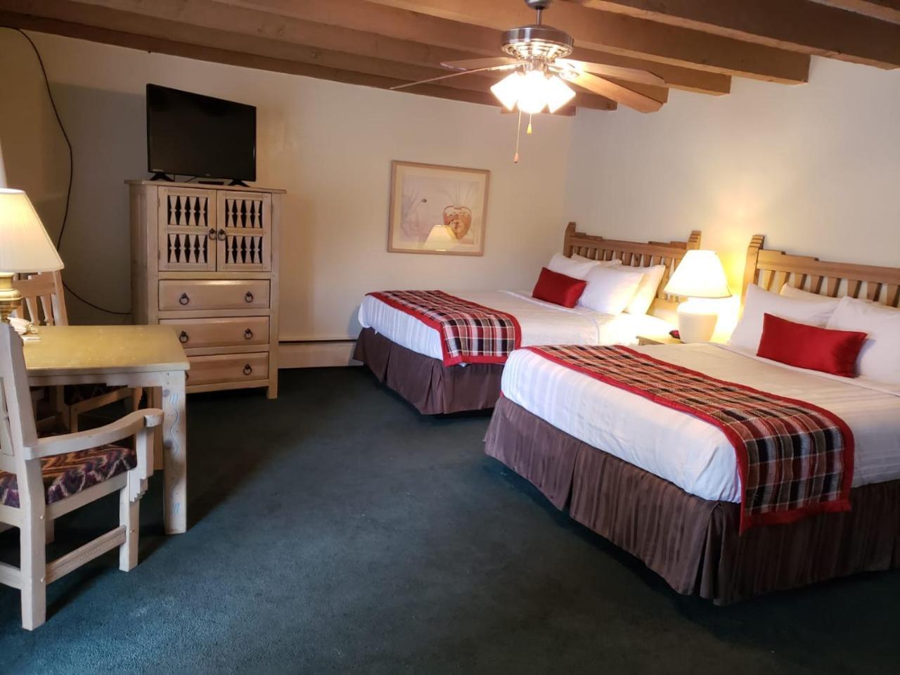 Kachina Lodge Resort And Meeting Center 陶斯 外观 照片