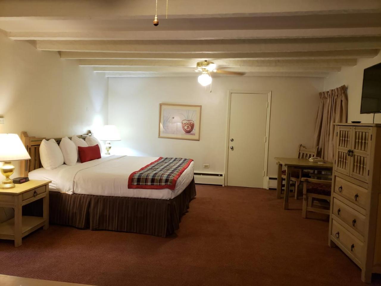 Kachina Lodge Resort And Meeting Center 陶斯 外观 照片