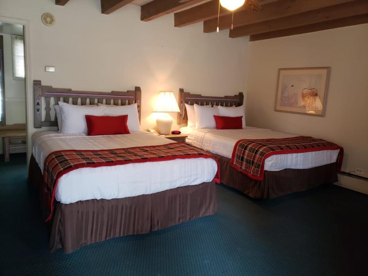 Kachina Lodge Resort And Meeting Center 陶斯 外观 照片