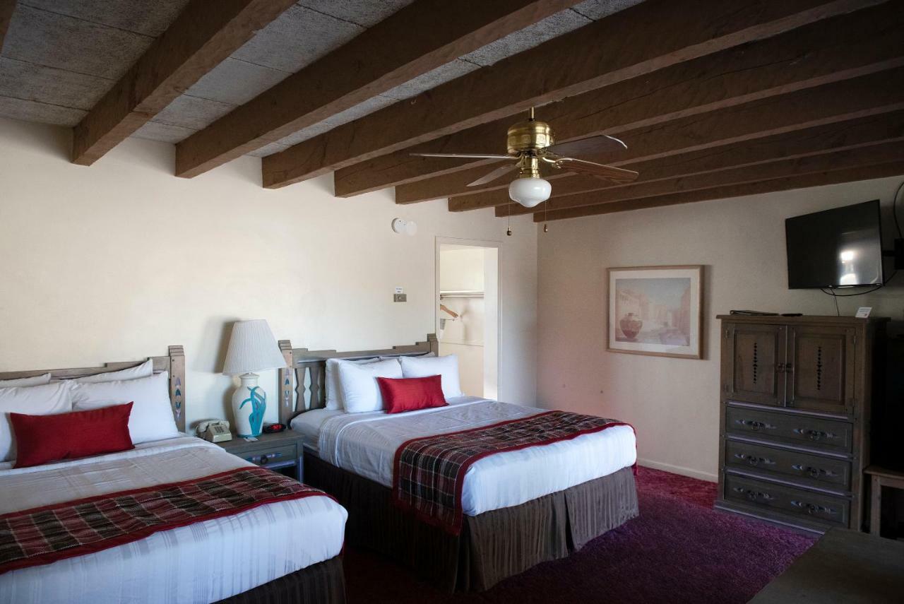 Kachina Lodge Resort And Meeting Center 陶斯 外观 照片